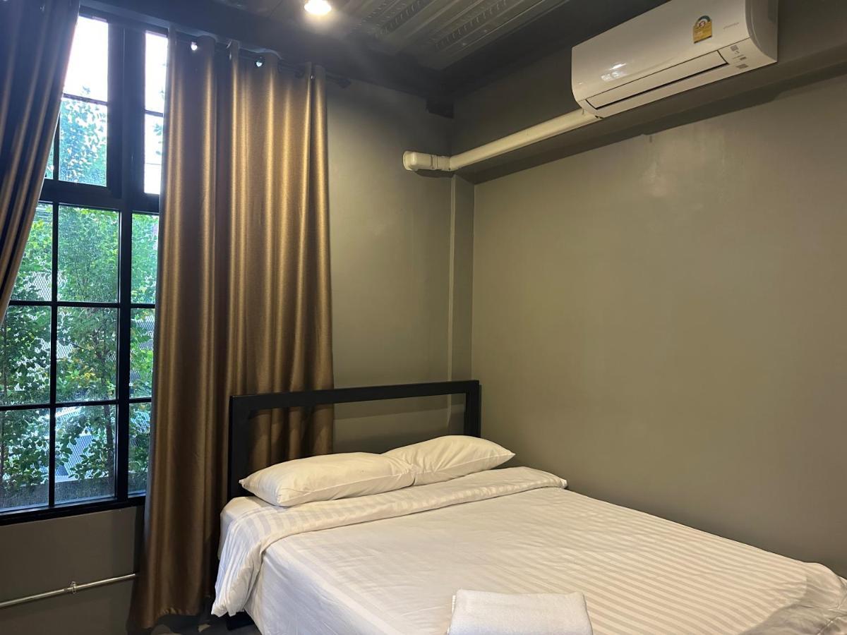 Premier Hostel